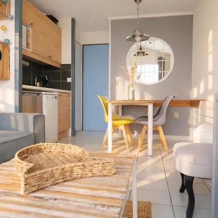 Appartamento Lumineux Avec Balcon Et Vue Port 4 Pers